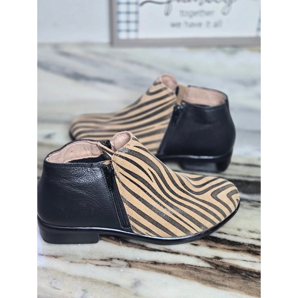 Naot Zebra Print Leather Ankle Boots Black Tan‎ Suede Booties Size 36 US 5 L5